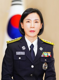 홍천소방서 서장 김숙자.jpg