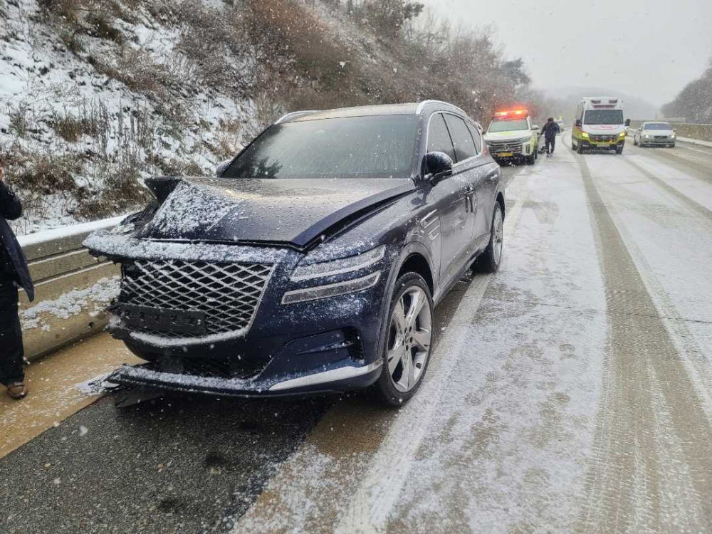 횡성군 횡성읍 반곡리 중앙고속도로 교통사고1.jpg