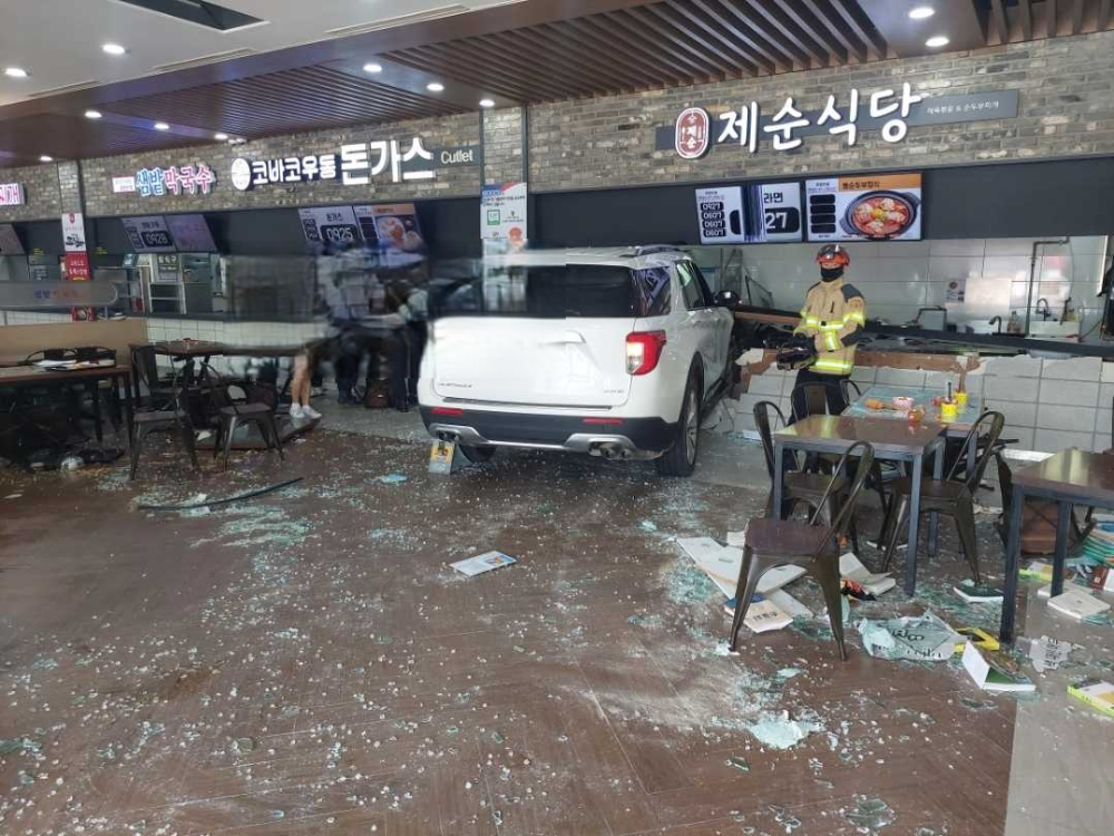 강릉 대관령 휴게소 소방활동 사진 1(홈페이지).jpg