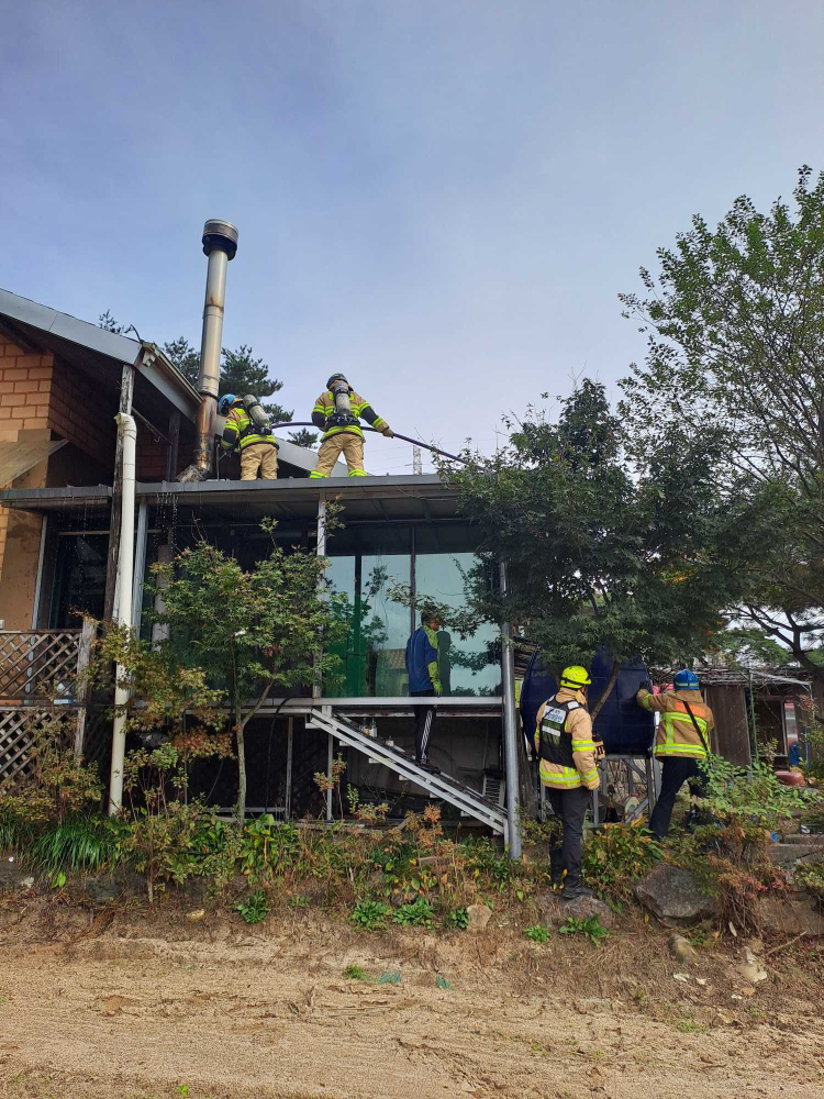 (1250)춘천 신동면 건물화재.jpg