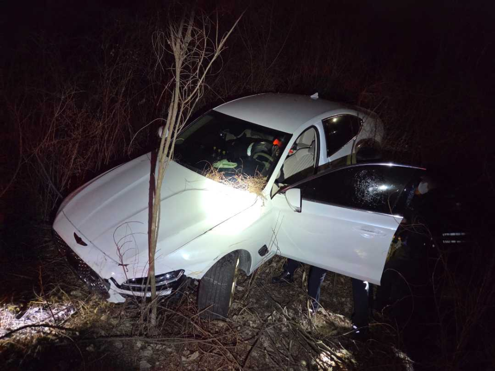 0017 원주 호저면 차량 추락2.jpg