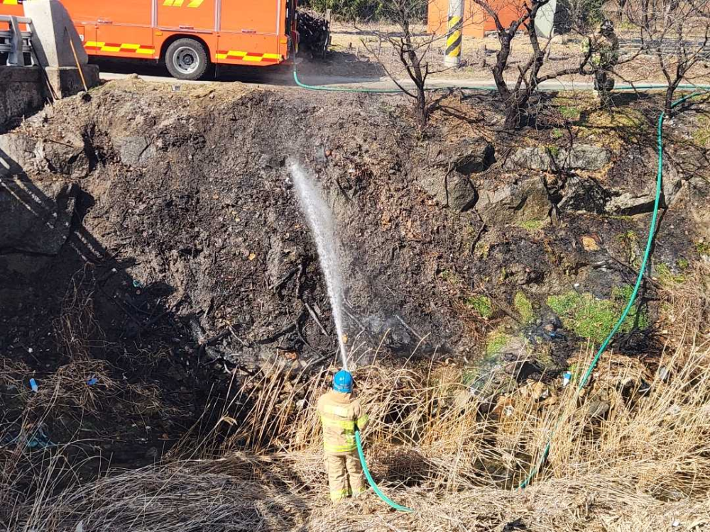 1217 강릉 구정면 하천 화재.jpg