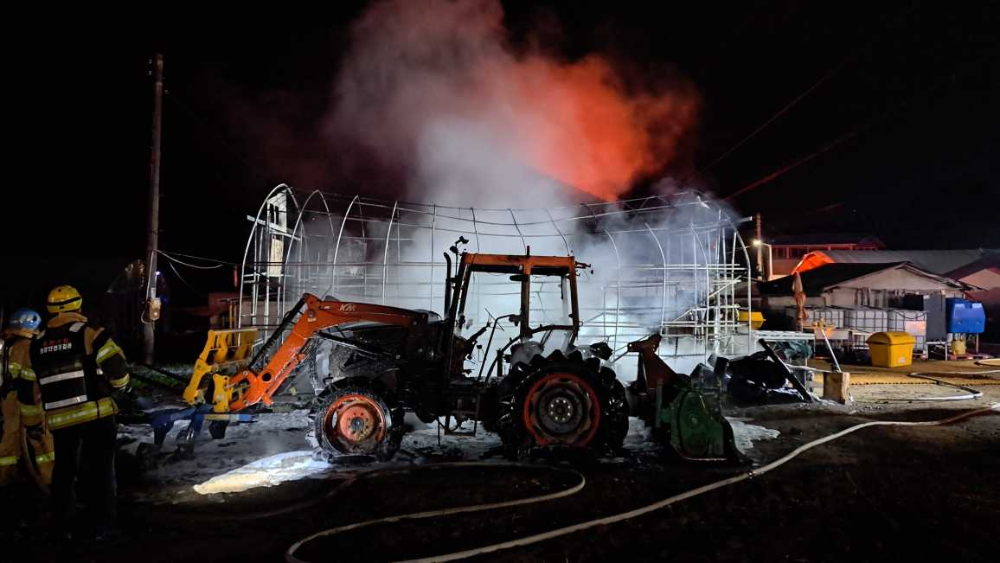 0249 홍천 남면 시동리 비닐하우스 화재.jpg