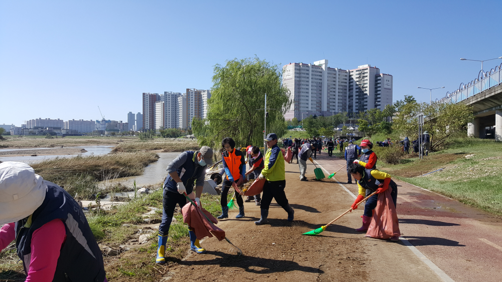 (161009)_복구작업.jpg