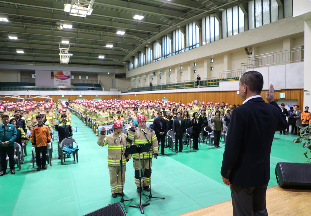 20260224 의용소방대 산불진화대 발대식(김진태도지사-원주농민문화체육센터).jpg