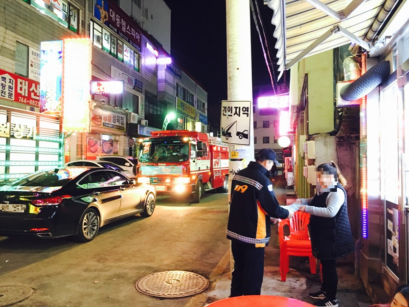 야간_소방출동로_확보.jpg