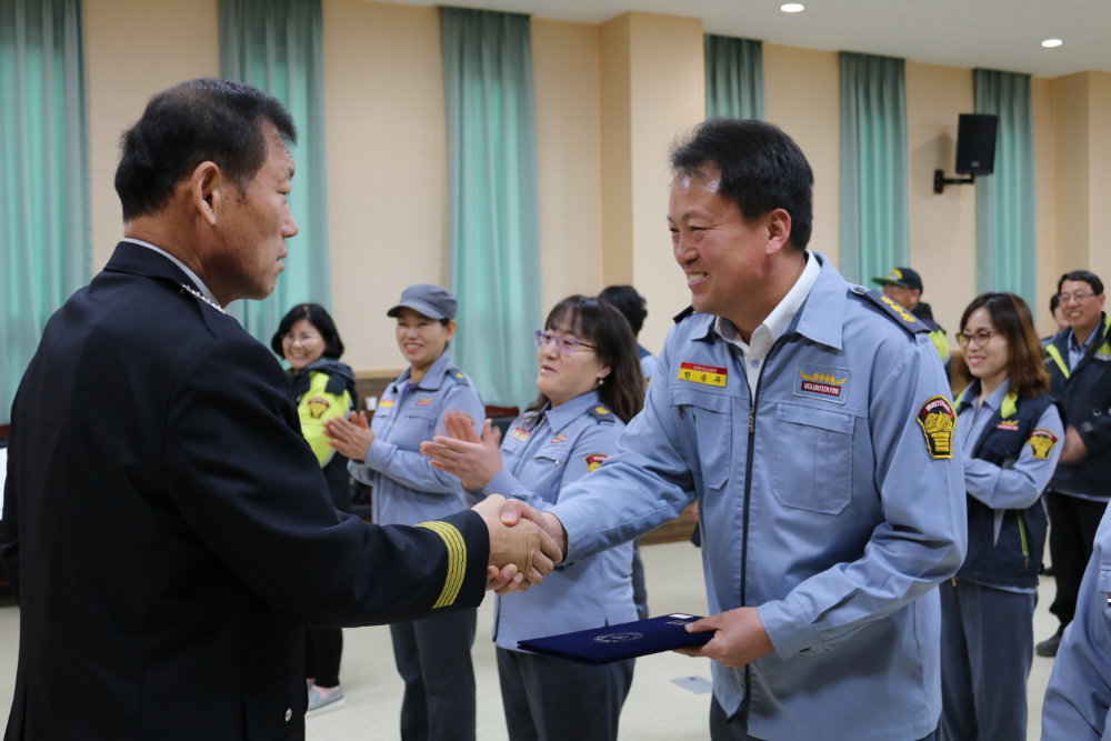 20170324의용소방대자녀장학증서수여식.JPG