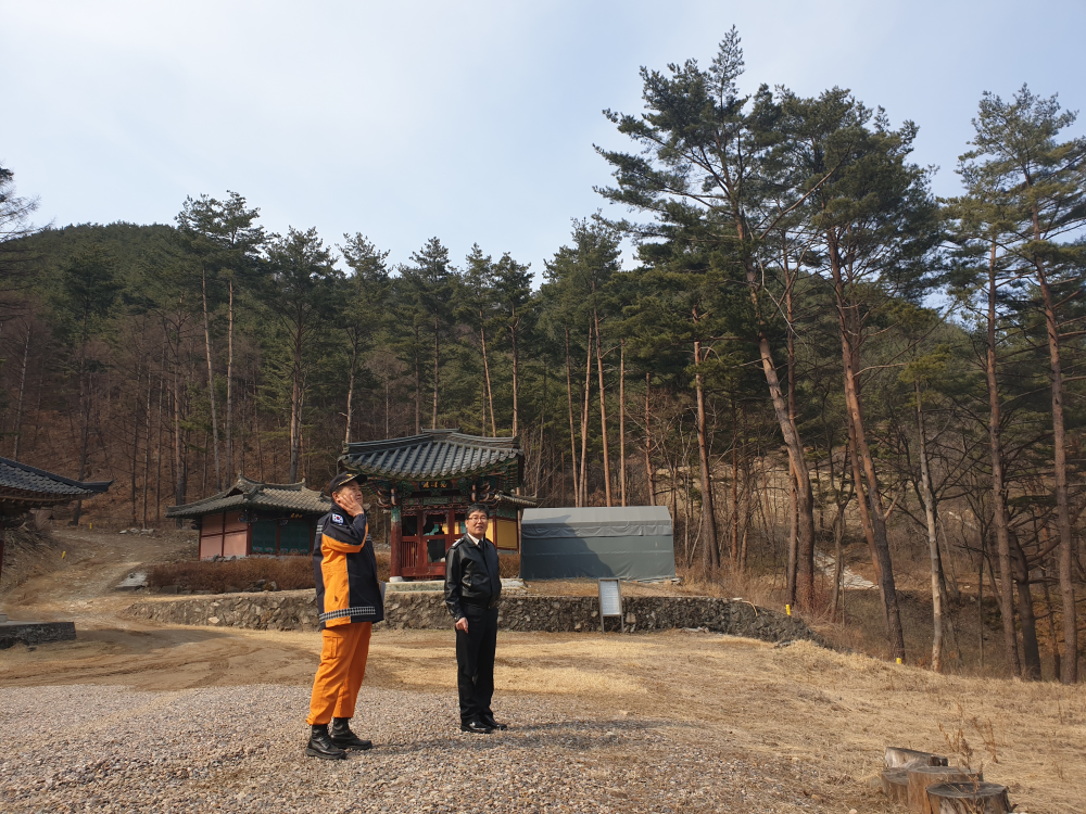 [보도자료-태백소방서]_2019.03.14.태백소방서,_임야_화재_등_산불총력_대응_위한_현장_지도방문(문화재).jpeg