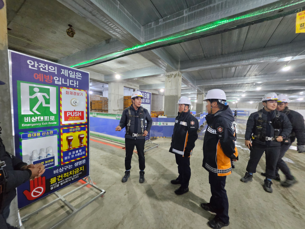 고층건축물 공사현장 (1).jpg