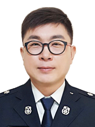 김태인(증명사진).jpg