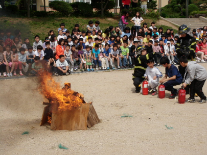 철원초등학교 합동소방훈련