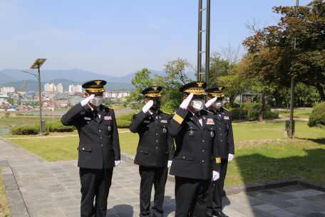 제11대 이창학 철원소방서장 현충탑 참배 및 주요업무 보고회