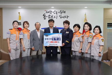 동해소방서 여성의용소방대, 옥수수 농사 수익금 기부로 지역사회 나눔 실천