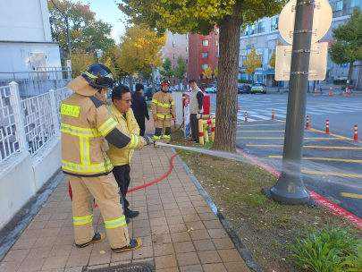 동해소방서, 천곡동행정복지센터 대상 비상소화장치함 교육 실시