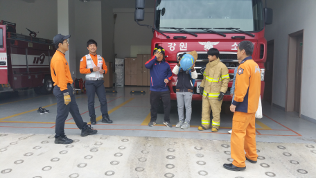 명덕초등학교 기자단 양덕원센터 방문, 소방관 직업 인터뷰