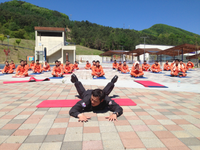 수난구조반 지상동작 훈련 중